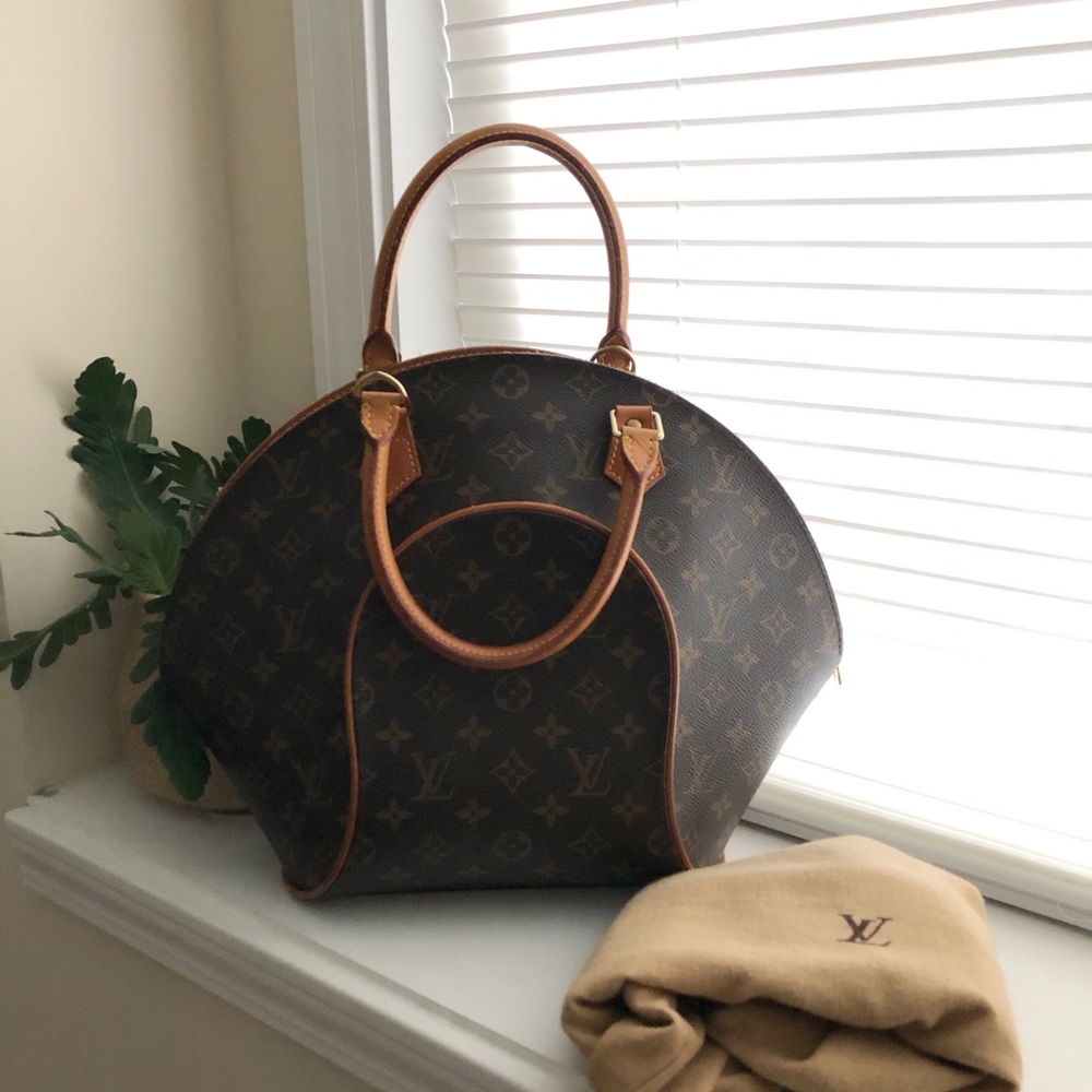 Louis Vuitton Ellipse MM